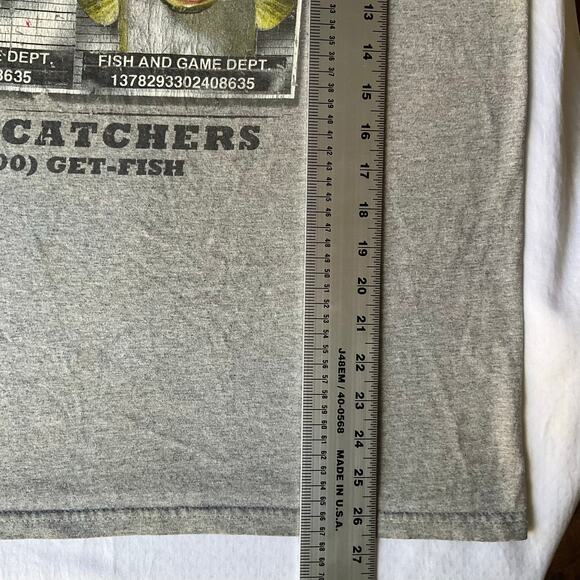 Lifestyle Classics Men’s Short Sleeve T-shirt size L, Gray, Wanted Fish Catchers - Picture 3 of 9